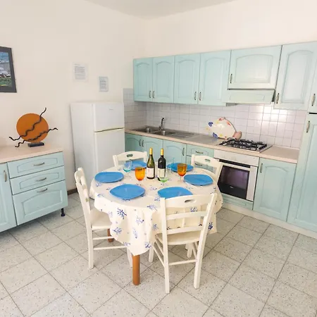 Emilia Apartmanhotel 3*