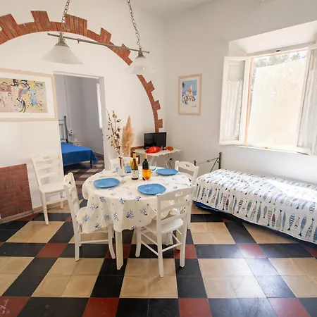 Emilia Apartmanhotel